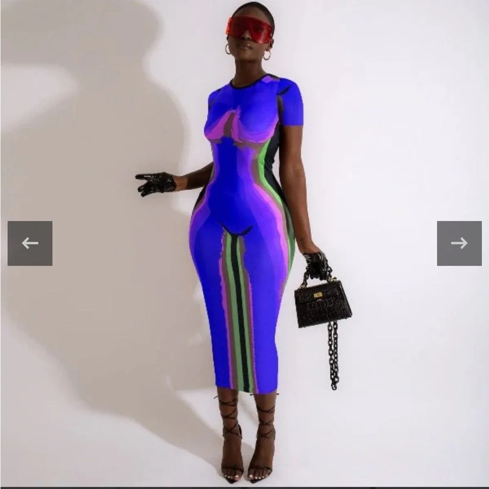 3D Body Print Dress - Picture 1 of 5